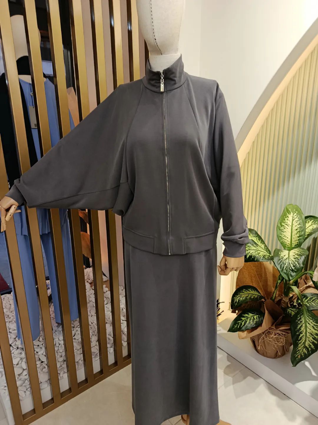 Yarasa-Kol-Etekli-Takim-Antrasit