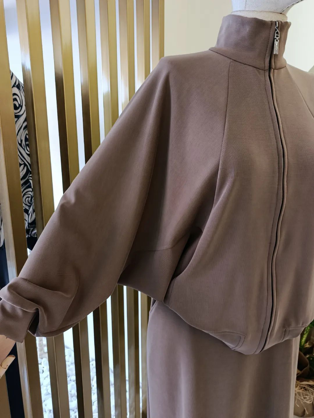 Yarasa Kol Etekli Tak�m Kahverengi