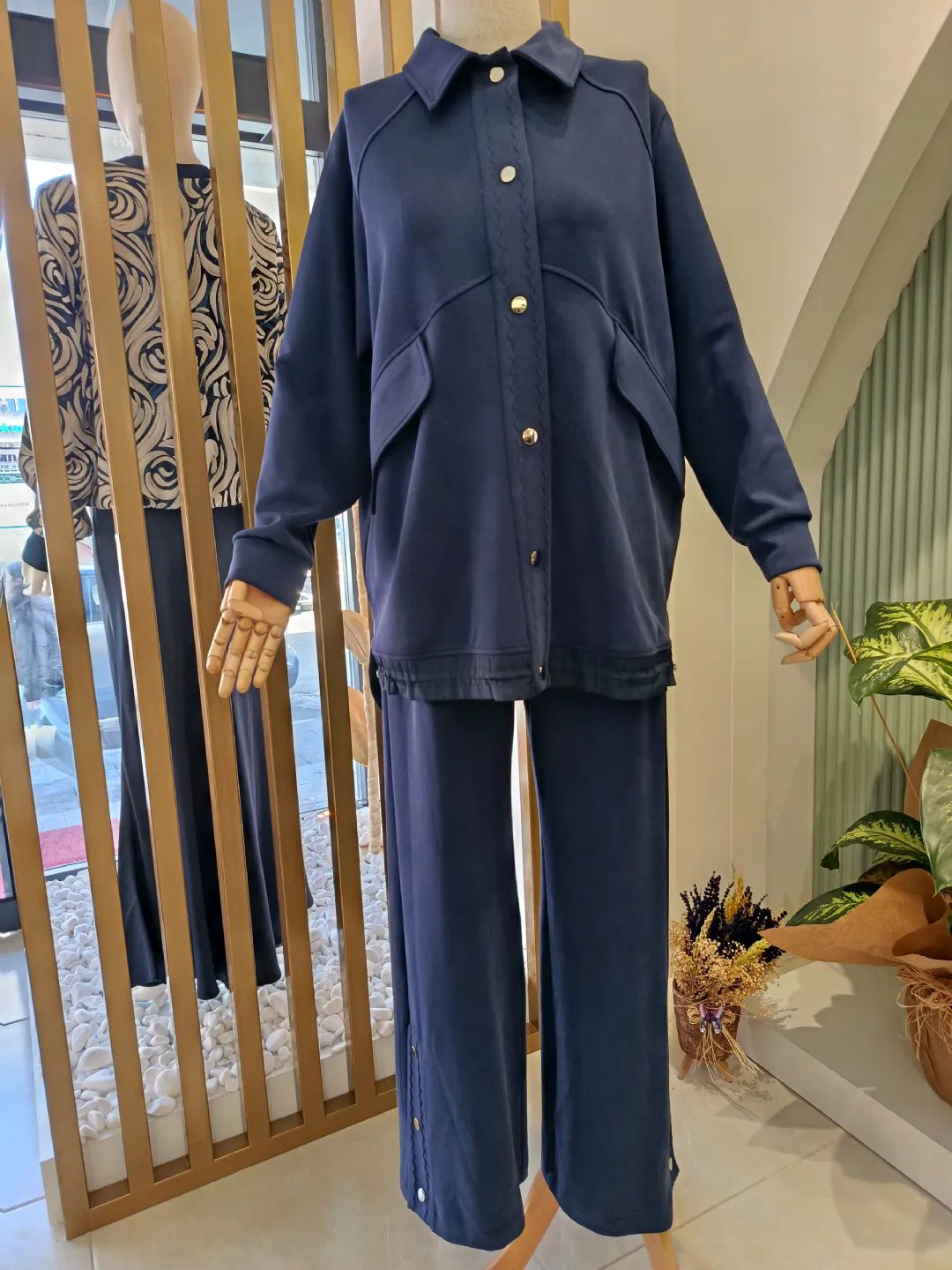 Zikzak-Nervur-Detayli-Takim-Lacivert